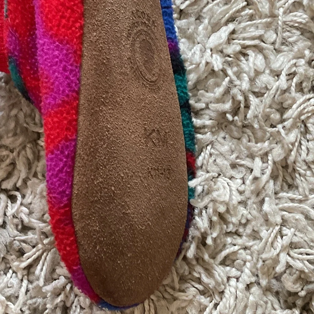 Acorn Kids Fleece Slipper Socks Multi Color Abstract Print Suede Sole Size XS